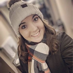 Meet your Posher, Katherine